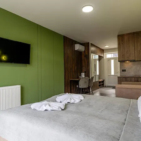 Apartmán Garda - Breakfast Included In The Price Restaurant Free Parking Mountain View Kitchen In The Apartment Separate Entrance *