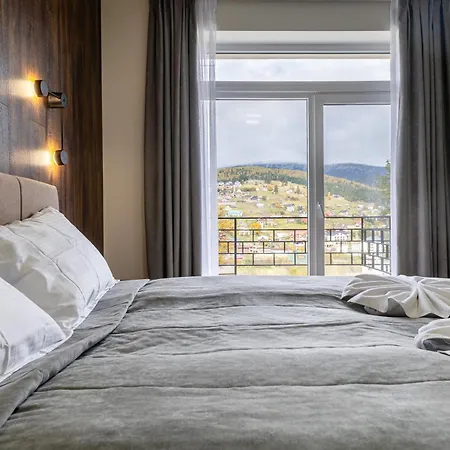 Garda - Breakfast Included In The Price Restaurant Free Parking Mountain View Kitchen In The Apartment Separate Entrance Bukoveľ