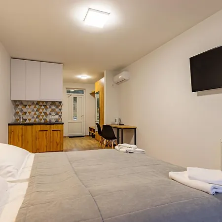 Garda - Breakfast Included In The Price Restaurant Free Parking Mountain View Kitchen In The Apartment Separate Entrance * Bukoveľ