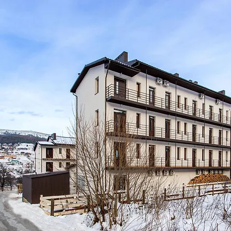 Garda Plus Apartment